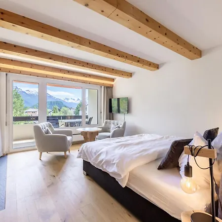 Charming Facing Piz Rosatsch Appartement *
